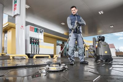 Kärcher – Professioneller Gerätemix für die Tankstellenreinigung