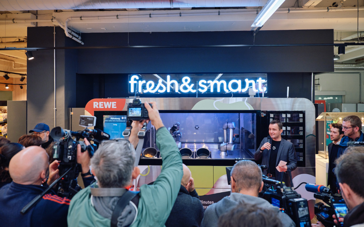 Für To-Go-Speisen: Rewe setzt Kochroboter ein