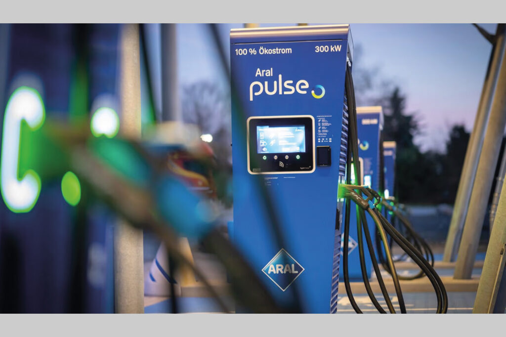 Aral pulse baut Ultraschnell-Ladenetz in Norddeutschland weiter aus