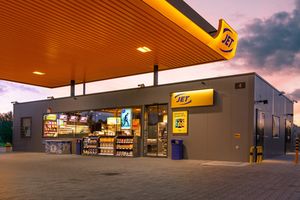 Phillips 66 – „Jet“-Tankstellennetz-Übernahme abgeschlossen: „Energy Equation Partners“ und „Stonepeak“ übernehmen