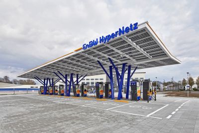 EnBW – Schnellladenetz um zehn neue Standorte erweitert