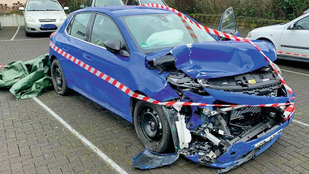 Neuer Leitfaden für verunfallte E-Autos: Mehr Sicherheit im Werkstattalltag