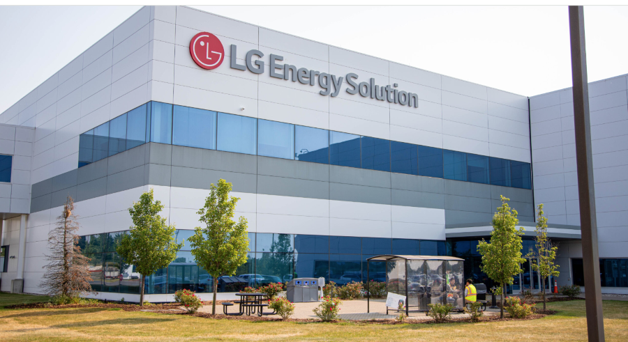 LG Energy Solution Buys Out Stellantis Stake In Canada Battery Venture Amid EV Reset