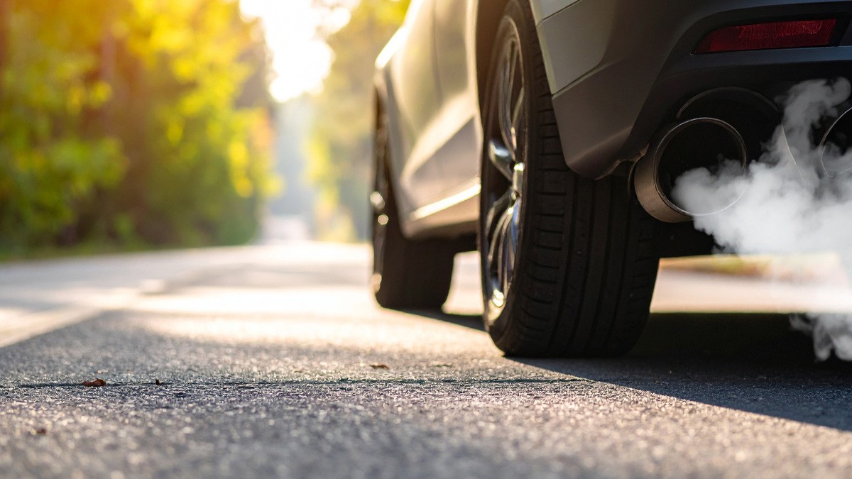 Verbrenner-Aus 2030: BGH prüft Klimaklagen gegen Autobauer