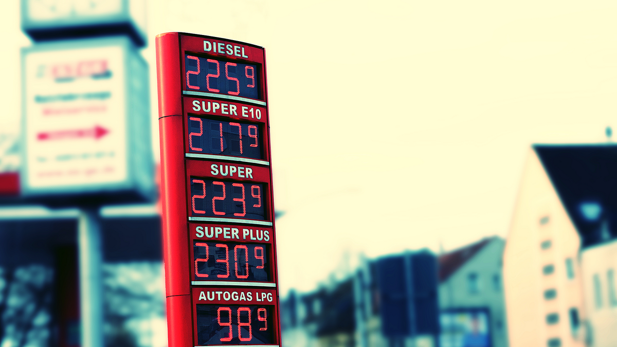 Spritpreis steigt immer weiter: Diesel überholt E10